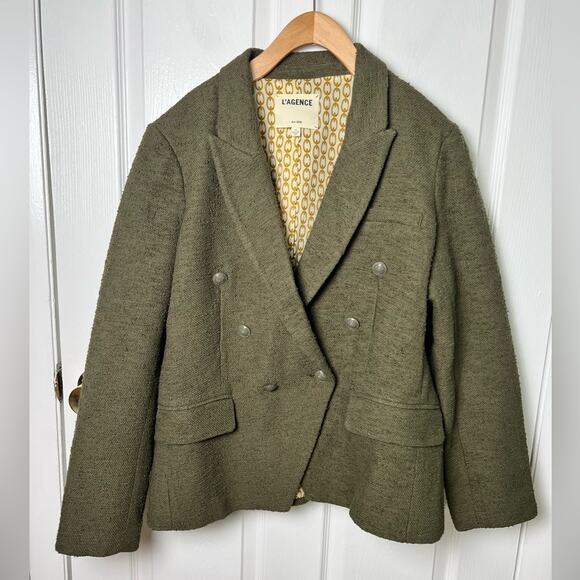 L’agence Kenzie Double Breasted Boucle Blazer in Ivy 14 - Picture 2 of 11
